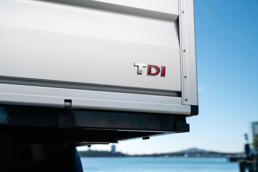 Детали экстерьера Volkswagen Crafter Double Cab Pickup 2018 года  (AU) (фото 10 из 28)